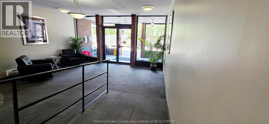 3905 Riverside Drive East Unit# 401, Windsor, Ontario  N8Y 1B3 - Photo 5 - 26015641