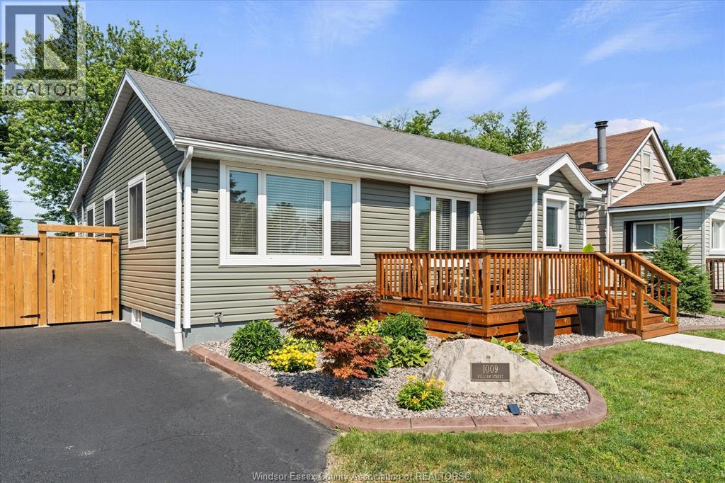 1009 William St, Tecumseh, Ontario  N8N 2A5 - Photo 3 - 26015727
