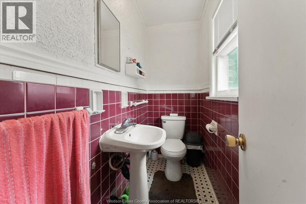 5188 Wyandotte St Street, Windsor, Ontario  N8S 1L2 - Photo 13 - 26015732