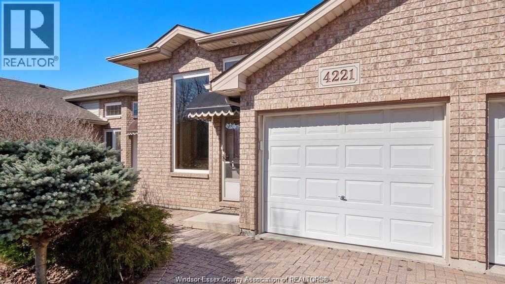 4221 Stagecoach, Windsor, Ontario  N9G 2W8 - Photo 3 - 26015704