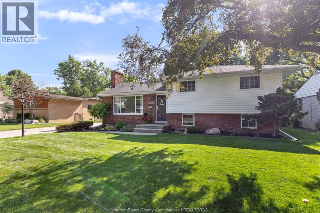 3659 Bruce Avenue, Windsor, Ontario  N9E 1W4 - Photo 2 - 26015179