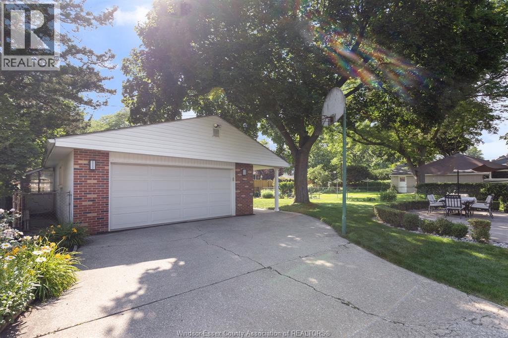 3659 Bruce Avenue, Windsor, Ontario  N9E 1W4 - Photo 33 - 26015179