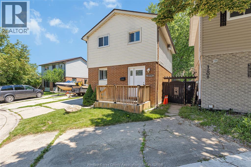 1204 Copperfield Pl, Windsor, Ontario  N8S 4G6 - Photo 2 - 26015753