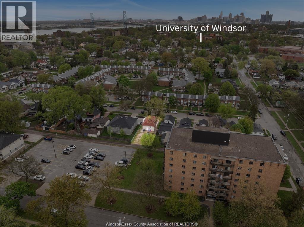 609 St. Joseph, Windsor, Ontario  N9C 3H3 - Photo 4 - 26013890