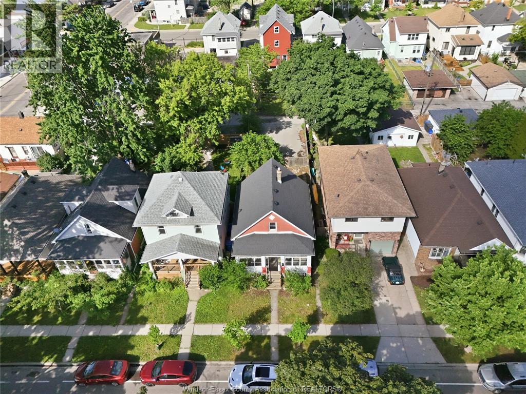 977 Gladstone, Windsor, Ontario  N9A 2R5 - Photo 32 - 26015777