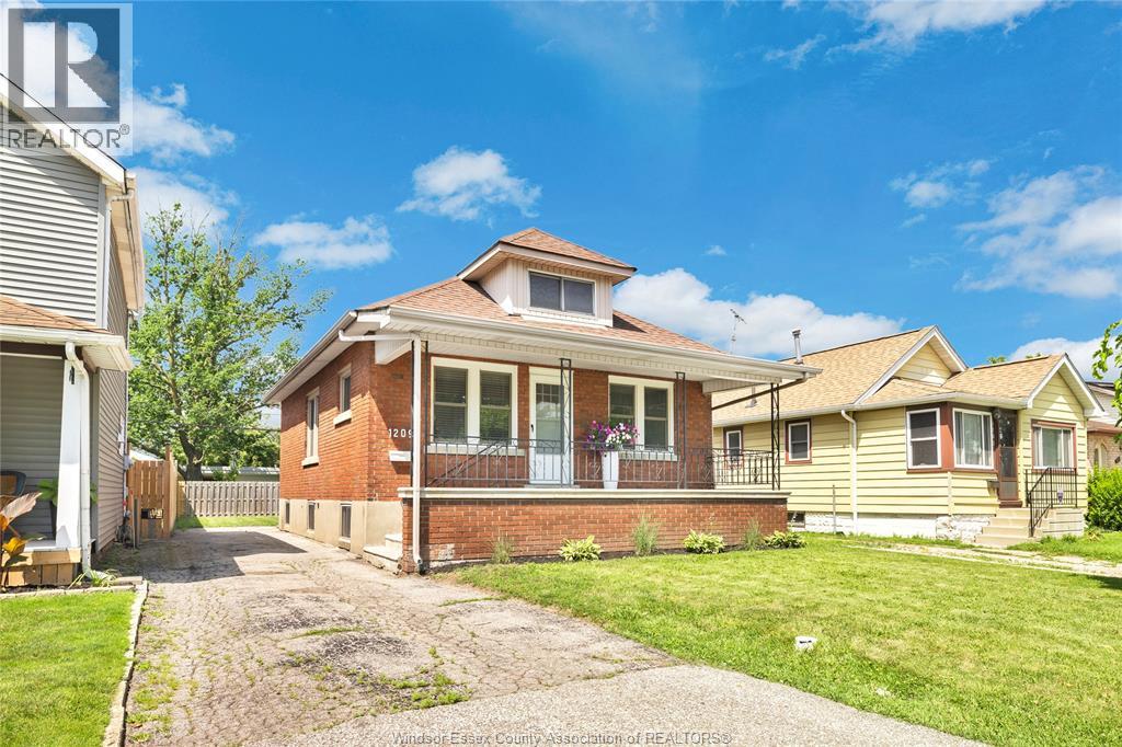 1209 Curry Avenue, Windsor, Ontario  N9B 2C8 - Photo 1 - 26015751