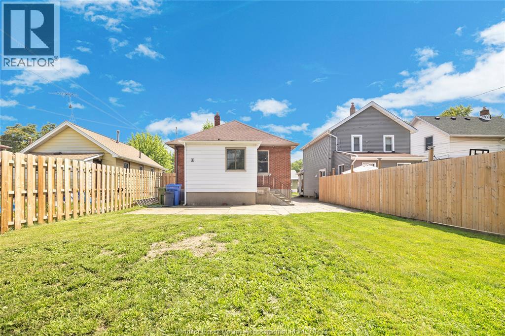 1209 Curry Avenue, Windsor, Ontario  N9B 2C8 - Photo 35 - 26015751