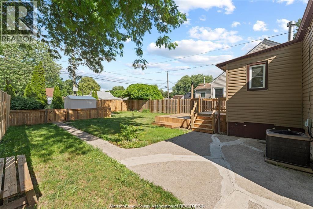 1904 Westcott, Windsor, Ontario  N8W 4K4 - Photo 20 - 26015804