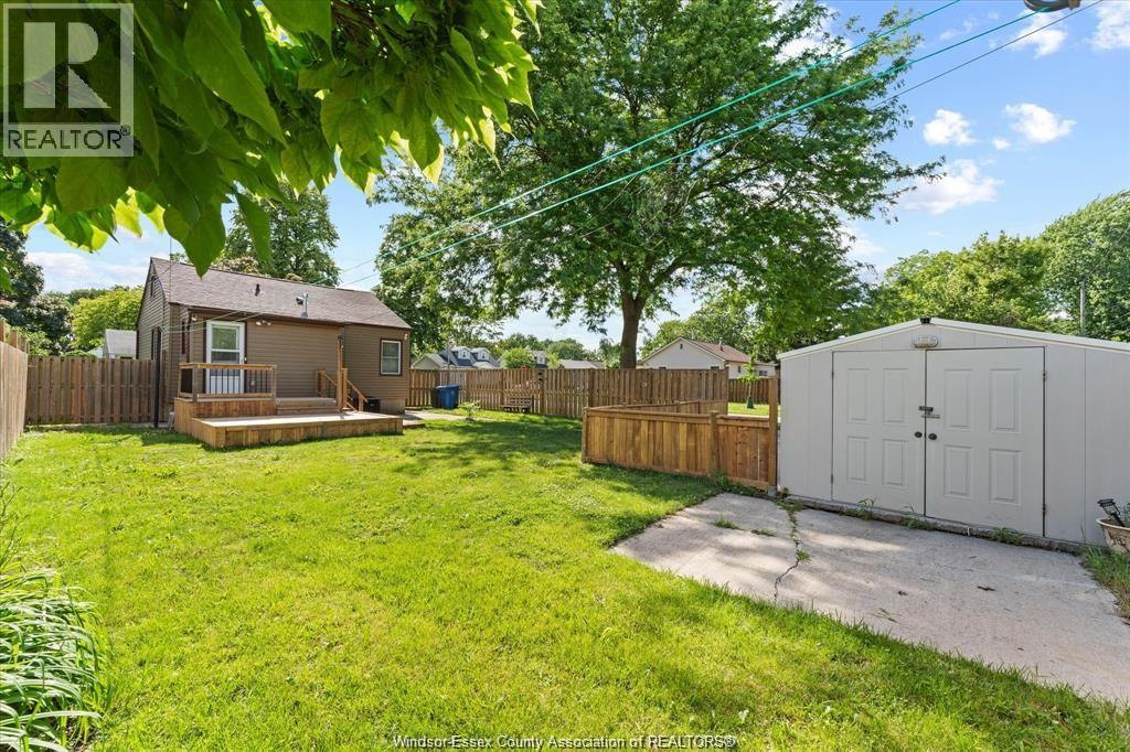 1904 Westcott, Windsor, Ontario  N8W 4K4 - Photo 23 - 26015804