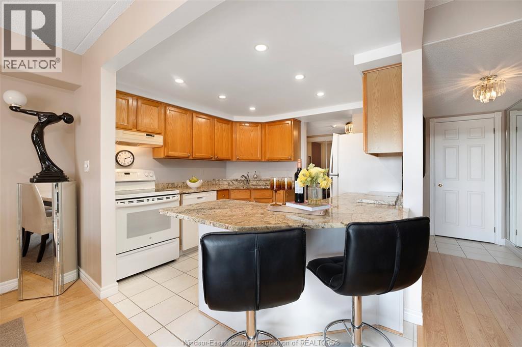 310 Village Grove Drive Unit# 315, Tecumseh, Ontario  N8N 4X7 - Photo 13 - 26015796