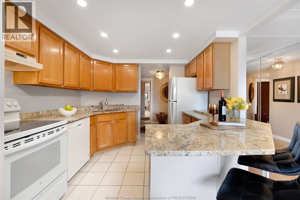 310 Village Grove Drive Unit# 315, Tecumseh, Ontario  N8N 4X7 - Photo 14 - 26015796