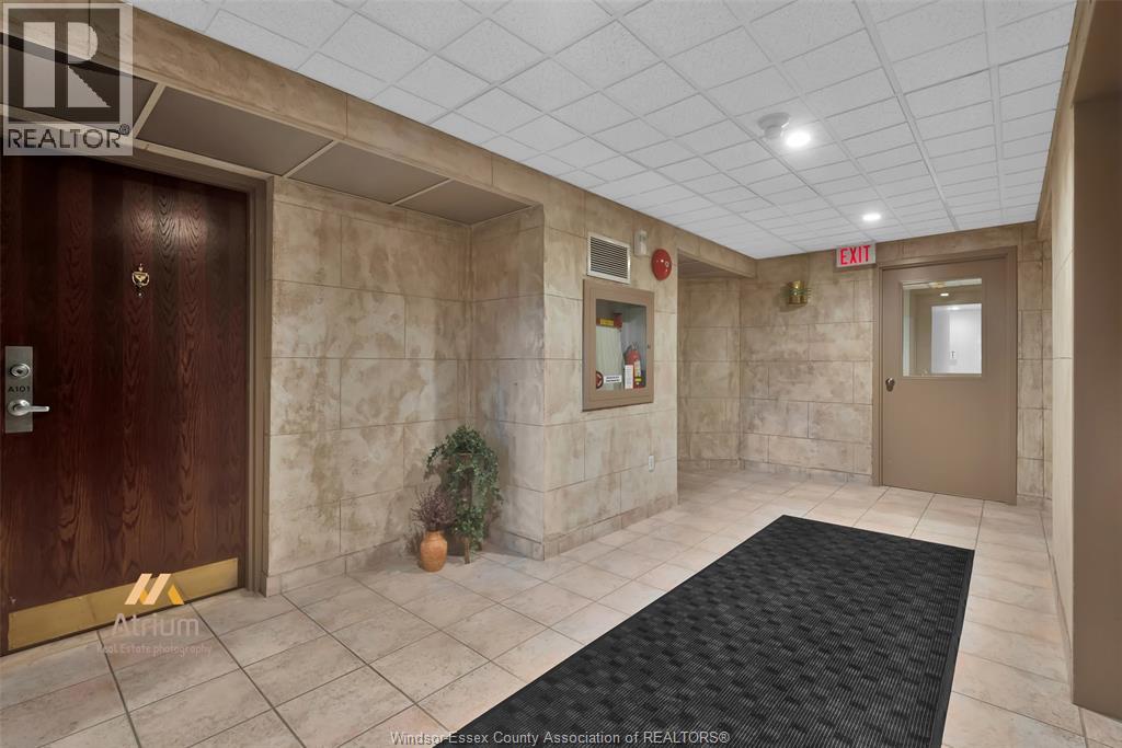 310 Village Grove Drive Unit# 315, Tecumseh, Ontario  N8N 4X7 - Photo 30 - 26015796