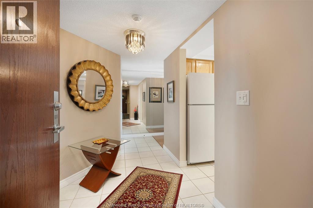 310 Village Grove Drive Unit# 315, Tecumseh, Ontario  N8N 4X7 - Photo 4 - 26015796