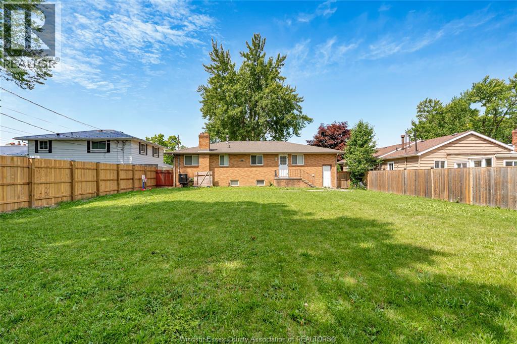 3966 Byng Unit# Lower, Windsor, Ontario  N8W 3J6 - Photo 22 - 26015763