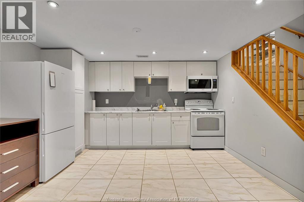 3966 Byng Unit# Lower, Windsor, Ontario  N8W 3J6 - Photo 6 - 26015763