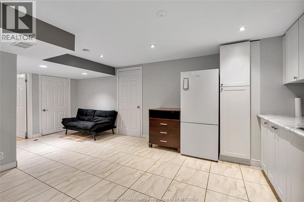 3966 Byng Unit# Lower, Windsor, Ontario  N8W 3J6 - Photo 8 - 26015763
