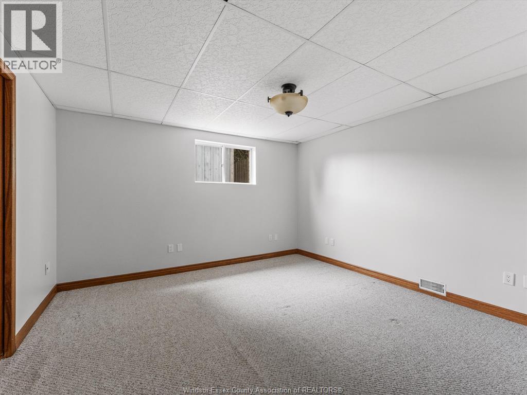 1553 Blairwood Crescent, Windsor, Ontario  N8W 5M6 - Photo 22 - 26015747