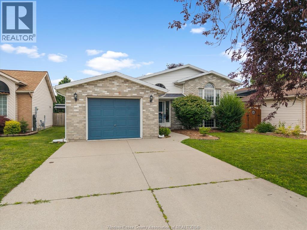 1553 Blairwood Crescent, Windsor, Ontario  N8W 5M6 - Photo 3 - 26015747