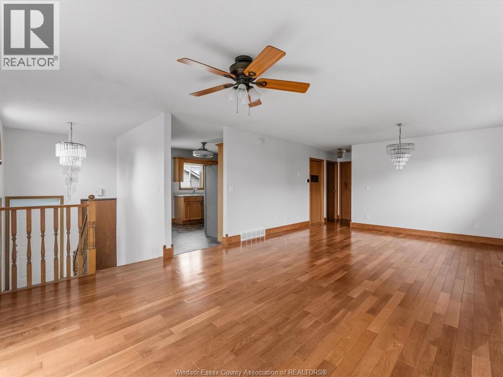 1553 Blairwood Crescent, Windsor, Ontario  N8W 5M6 - Photo 5 - 26015747