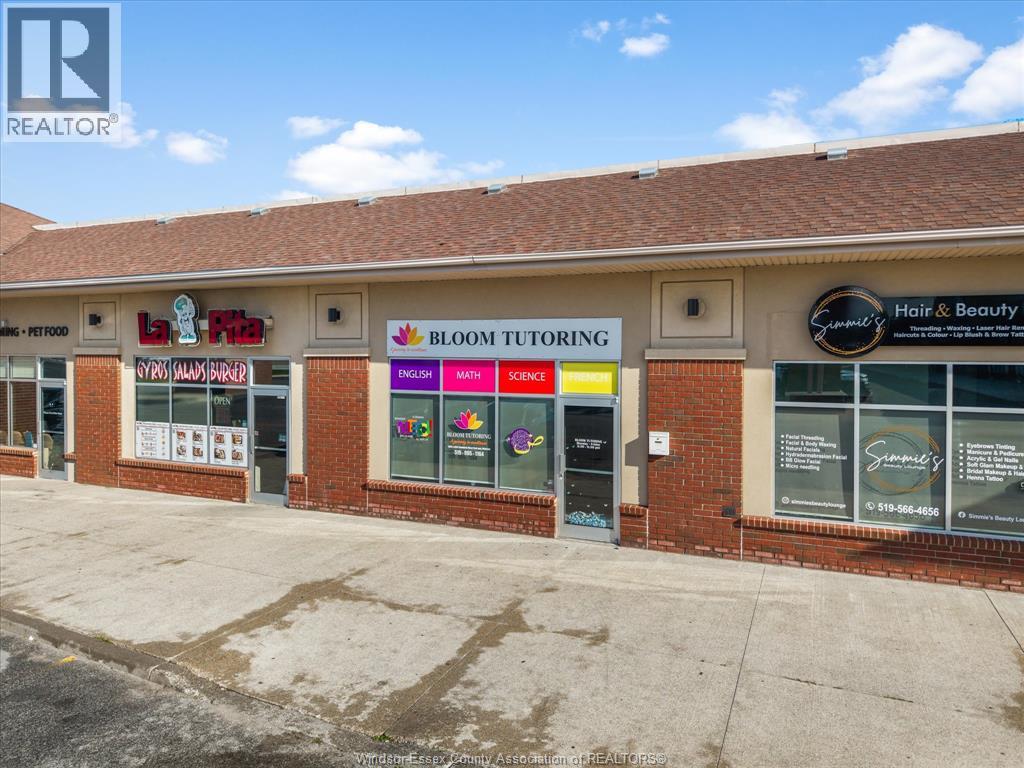 2055 Sandwich West Parkway, Lasalle, Ontario  N9H 2S4 - Photo 1 - 26015746