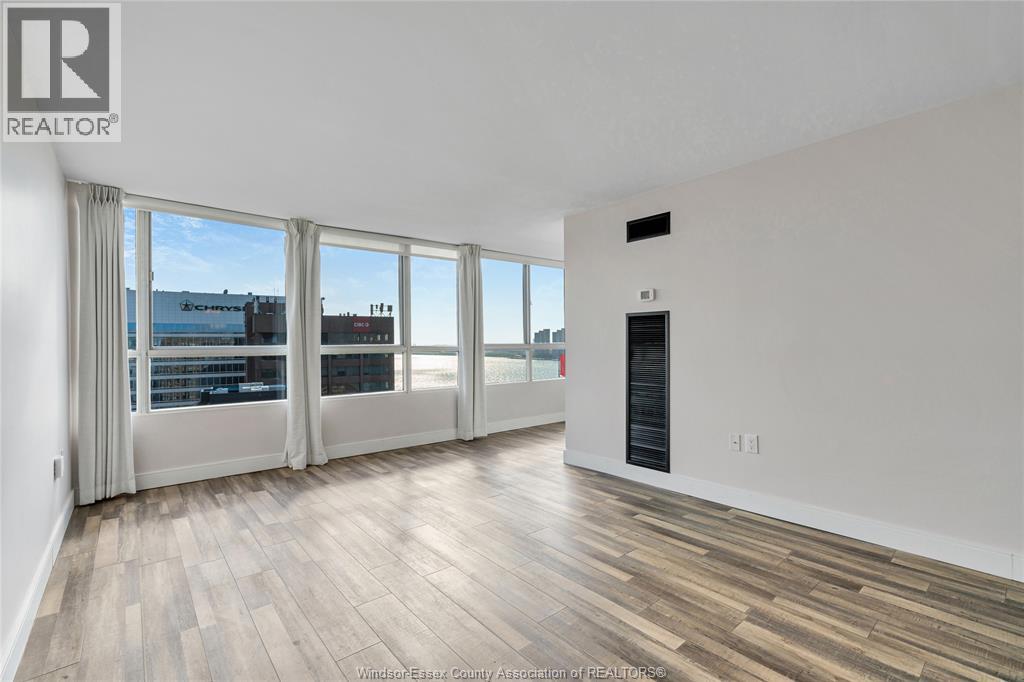 75 Riverside Drive East Unit# 1902, Windsor, Ontario  N9A 4C4 - Photo 11 - 26015767