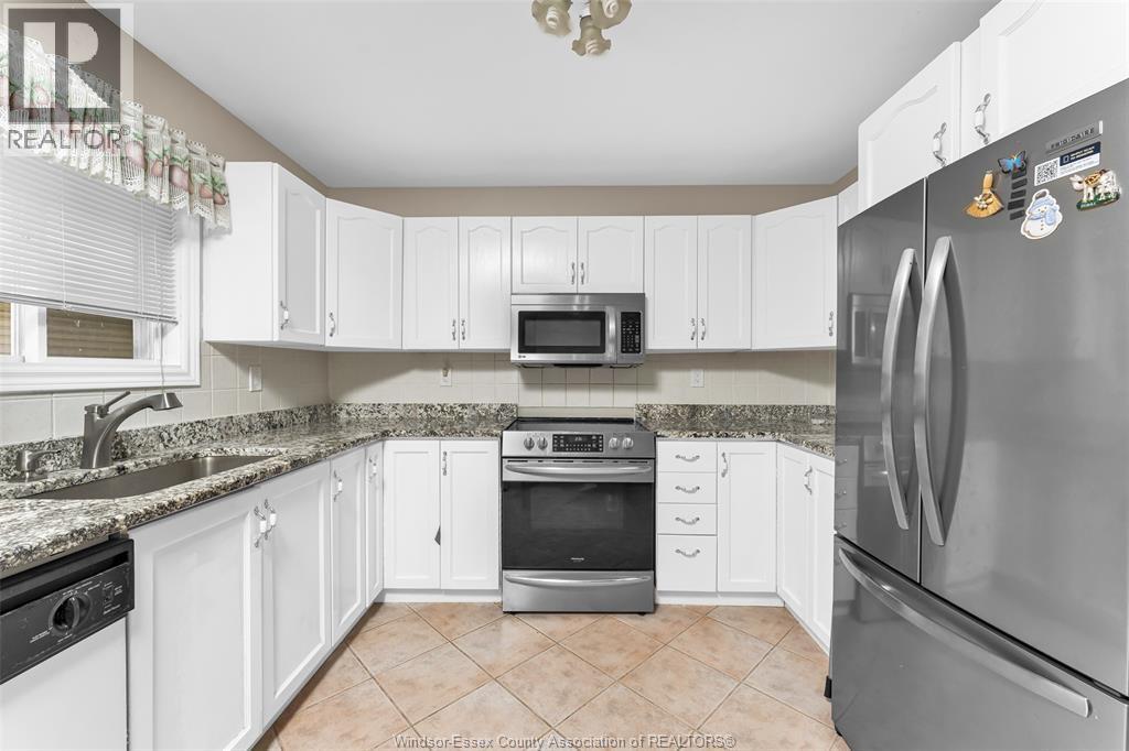 710 Cabana Road East, Windsor, Ontario  N9G 1A4 - Photo 12 - 26015814