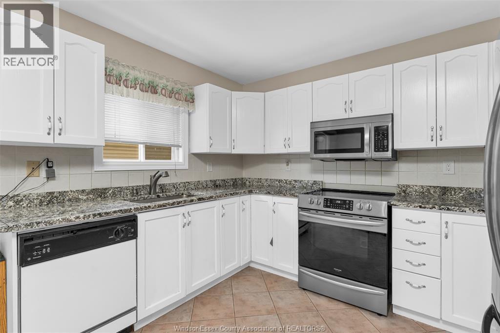 710 Cabana Road East, Windsor, Ontario  N9G 1A4 - Photo 13 - 26015814