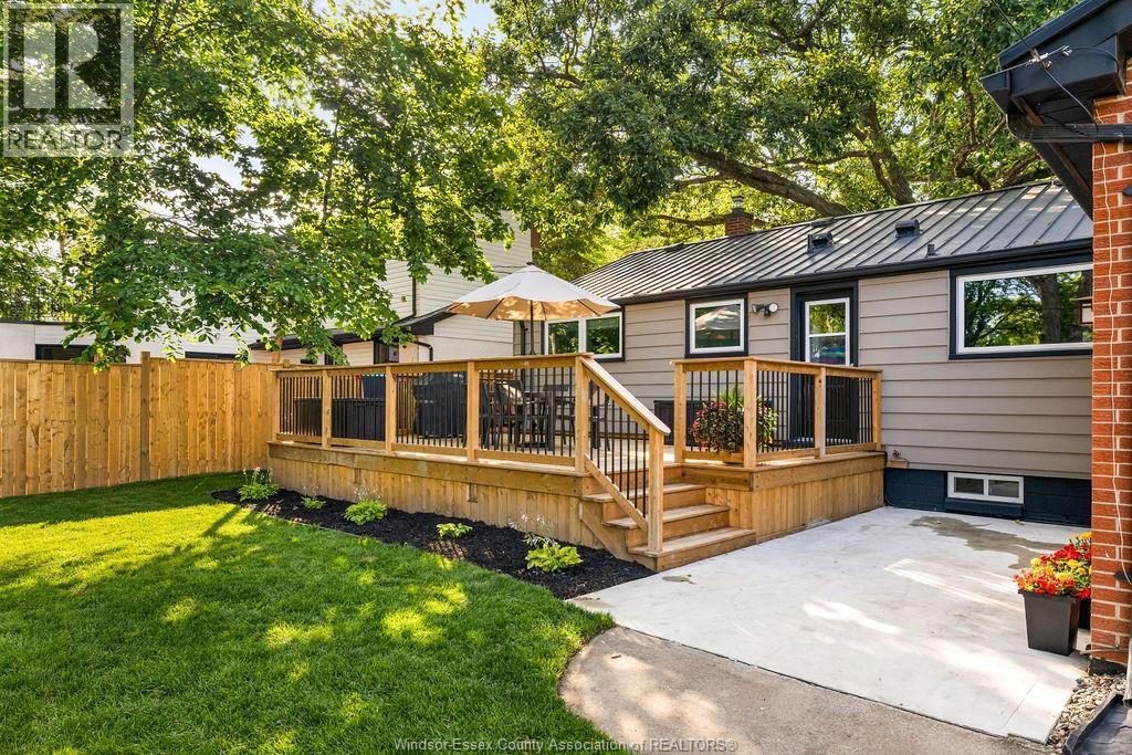 2 Summer Court, Windsor, Ontario  N9E 1R1 - Photo 31 - 26015825