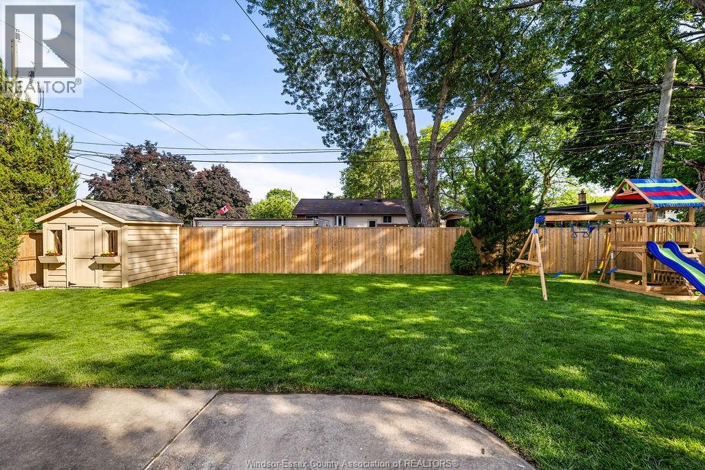 2 Summer Court, Windsor, Ontario  N9E 1R1 - Photo 34 - 26015825