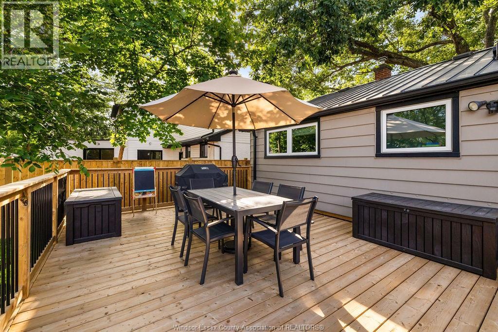 2 Summer Court, Windsor, Ontario  N9E 1R1 - Photo 38 - 26015825