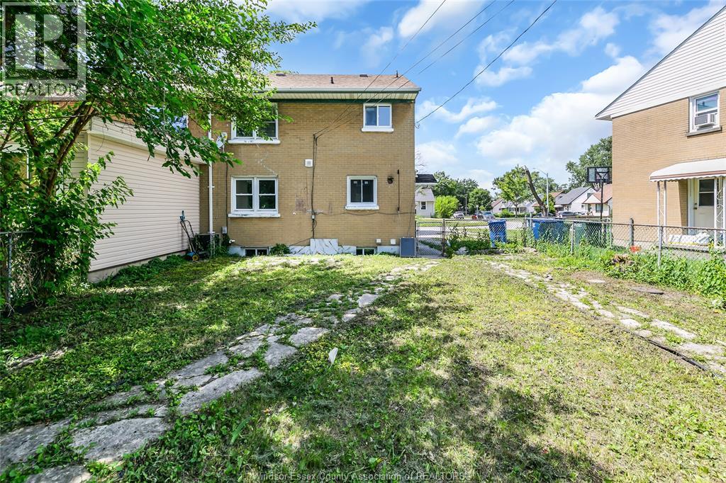 2123 Secord, Windsor, Ontario  N9B 1T2 - Photo 28 - 26015801