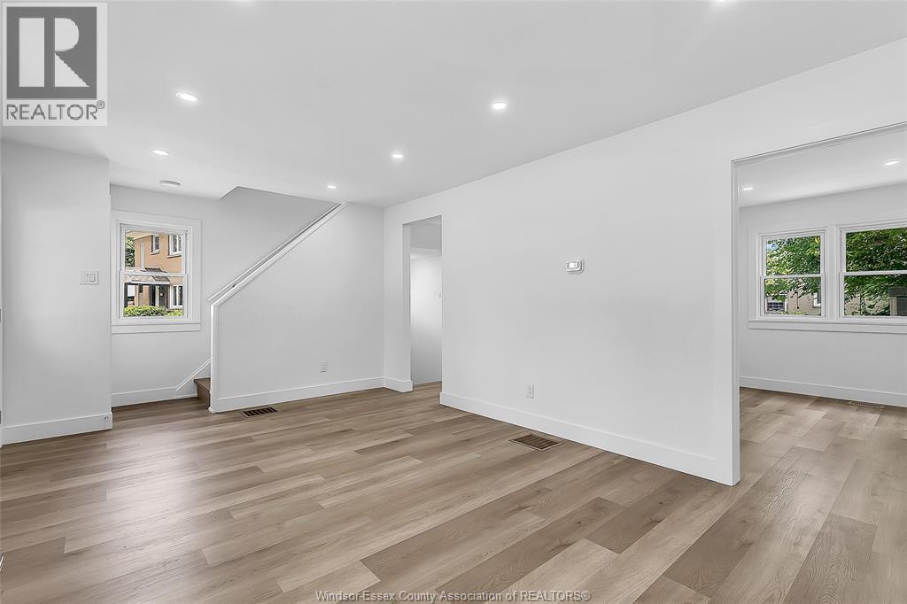 2123 Secord, Windsor, Ontario  N9B 1T2 - Photo 9 - 26015801