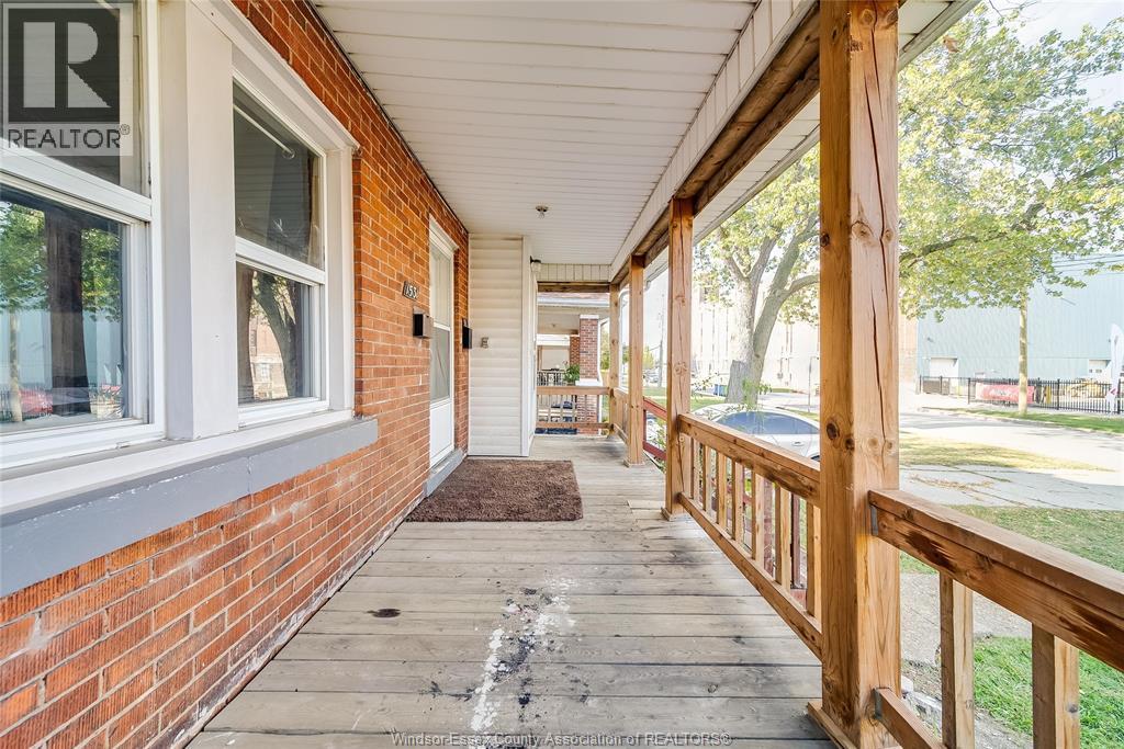 1531 Windsor Avenue, Windsor, Ontario  N8X 3M3 - Photo 3 - 26015711