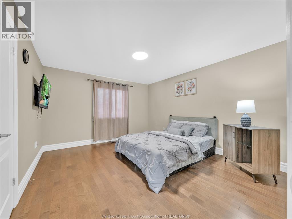 3000 Mcrobbie Crescent, Windsor, Ontario  N8R 0B1 - Photo 11 - 26015823