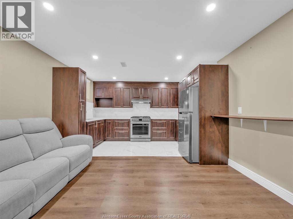 3000 Mcrobbie Crescent, Windsor, Ontario  N8R 0B1 - Photo 37 - 26015823