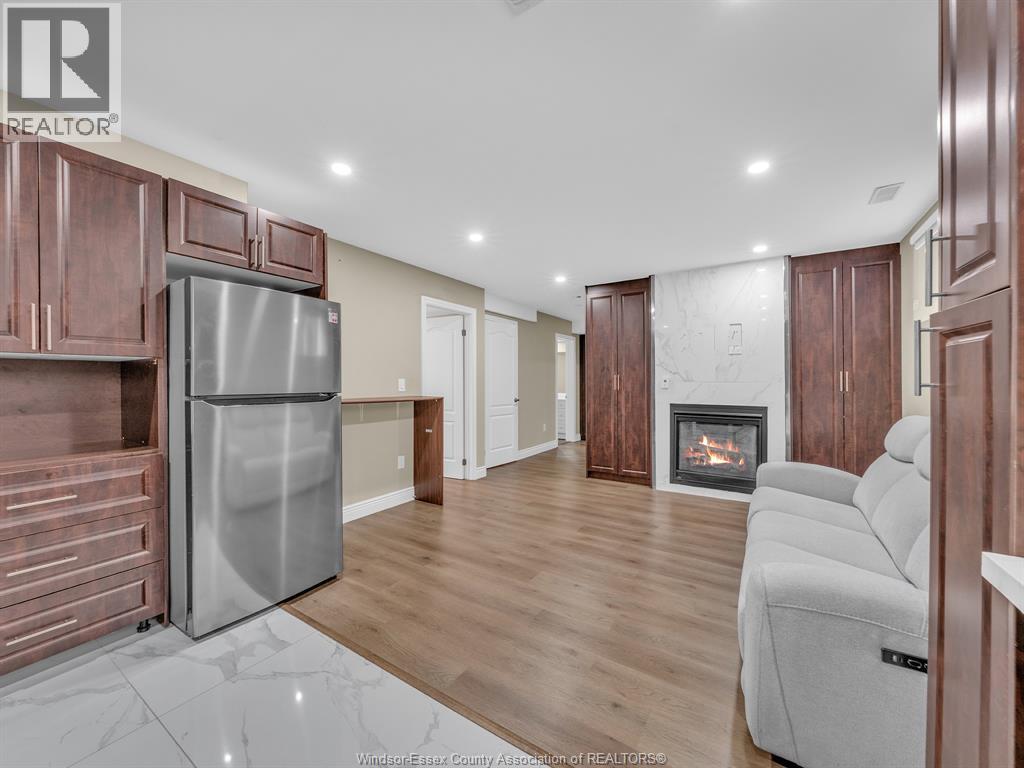 3000 Mcrobbie Crescent, Windsor, Ontario  N8R 0B1 - Photo 41 - 26015823
