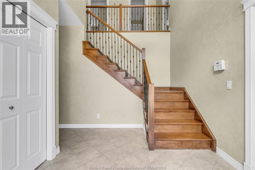 2259 St. Patrick's, Windsor, Ontario  N9B 3Y4 - Photo 3 - 26015860