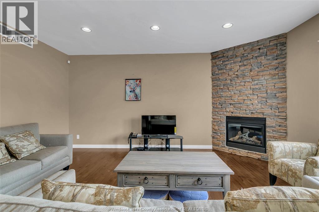 2259 St. Patrick's, Windsor, Ontario  N9B 3Y4 - Photo 8 - 26015860