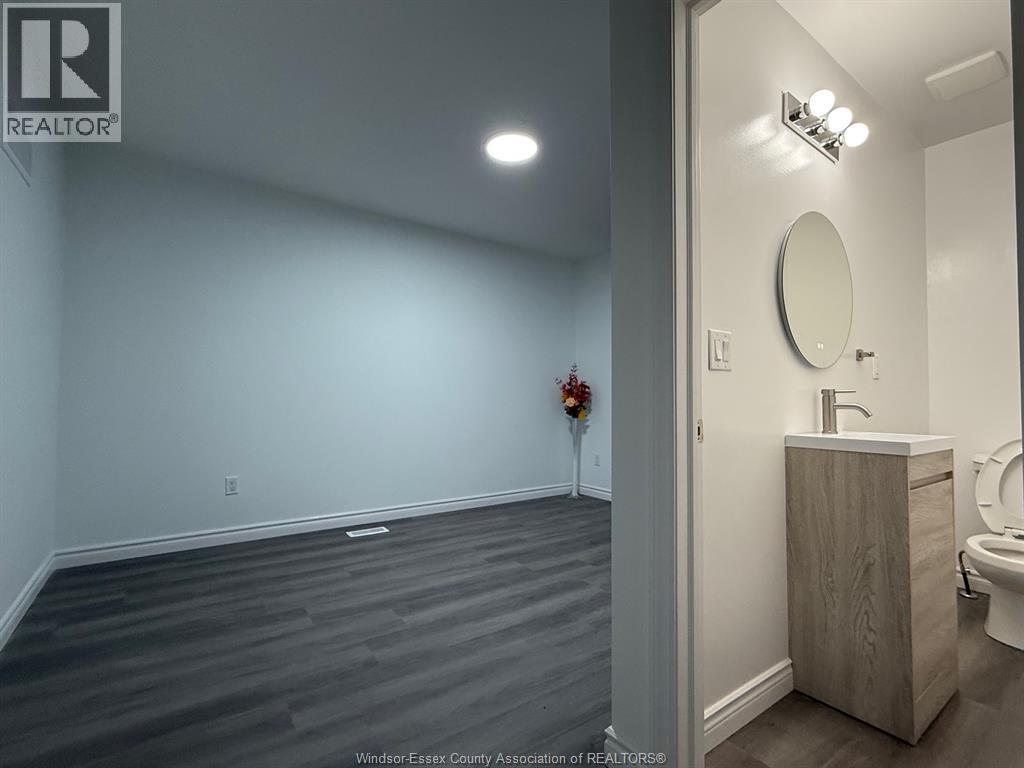 941 Cataraqui, Windsor, Ontario  N9A 3P7 - Photo 10 - 26015843