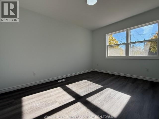 941 Cataraqui, Windsor, Ontario  N9A 3P7 - Photo 11 - 26015843