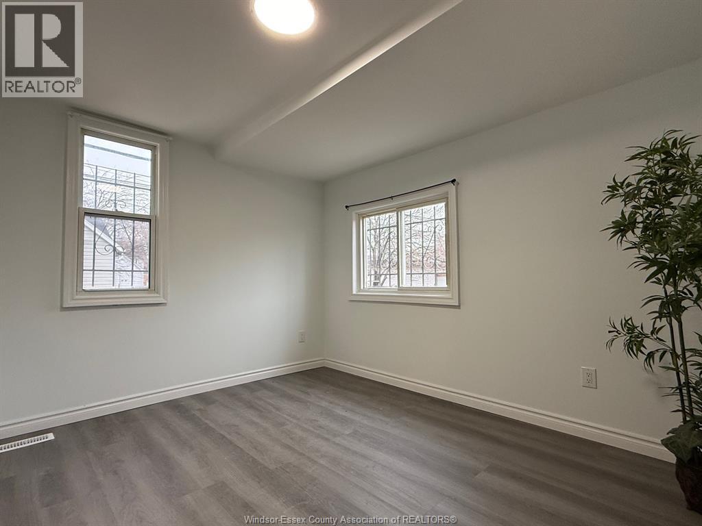 941 Cataraqui, Windsor, Ontario  N9A 3P7 - Photo 20 - 26015843