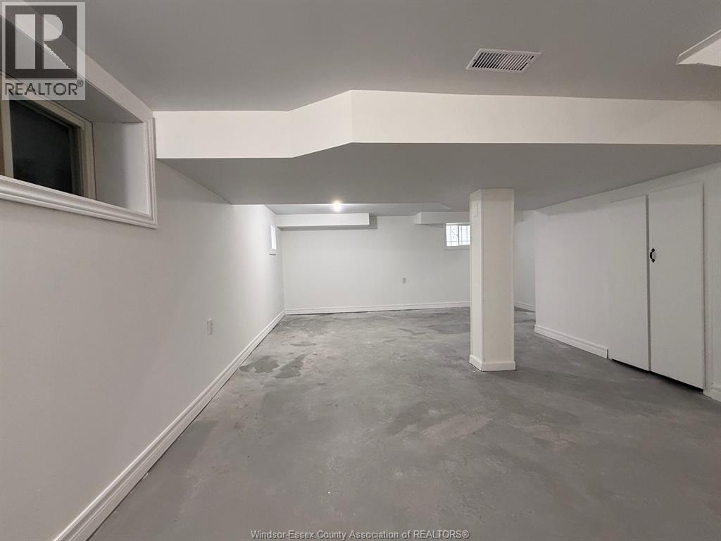 941 Cataraqui, Windsor, Ontario  N9A 3P7 - Photo 33 - 26015843