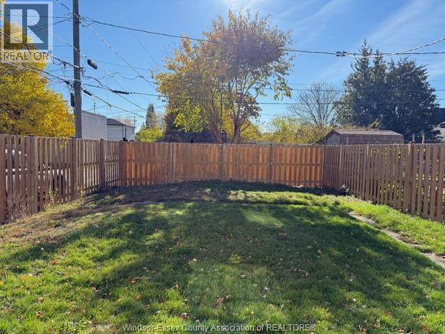 941 Cataraqui, Windsor, Ontario  N9A 3P7 - Photo 4 - 26015843