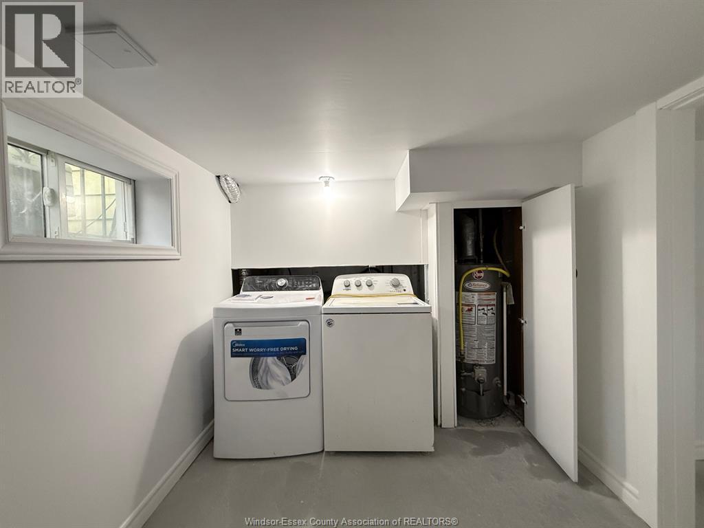 941 Cataraqui, Windsor, Ontario  N9A 3P7 - Photo 40 - 26015843