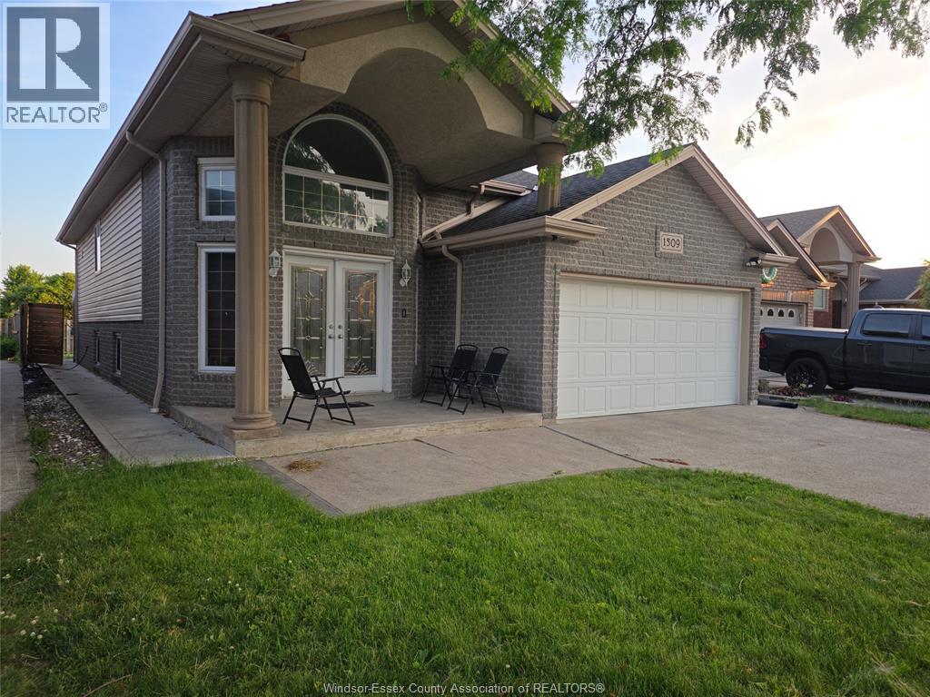1509 Meridian Street, Windsor, Ontario  N9G 3E5 - Photo 2 - 26015884
