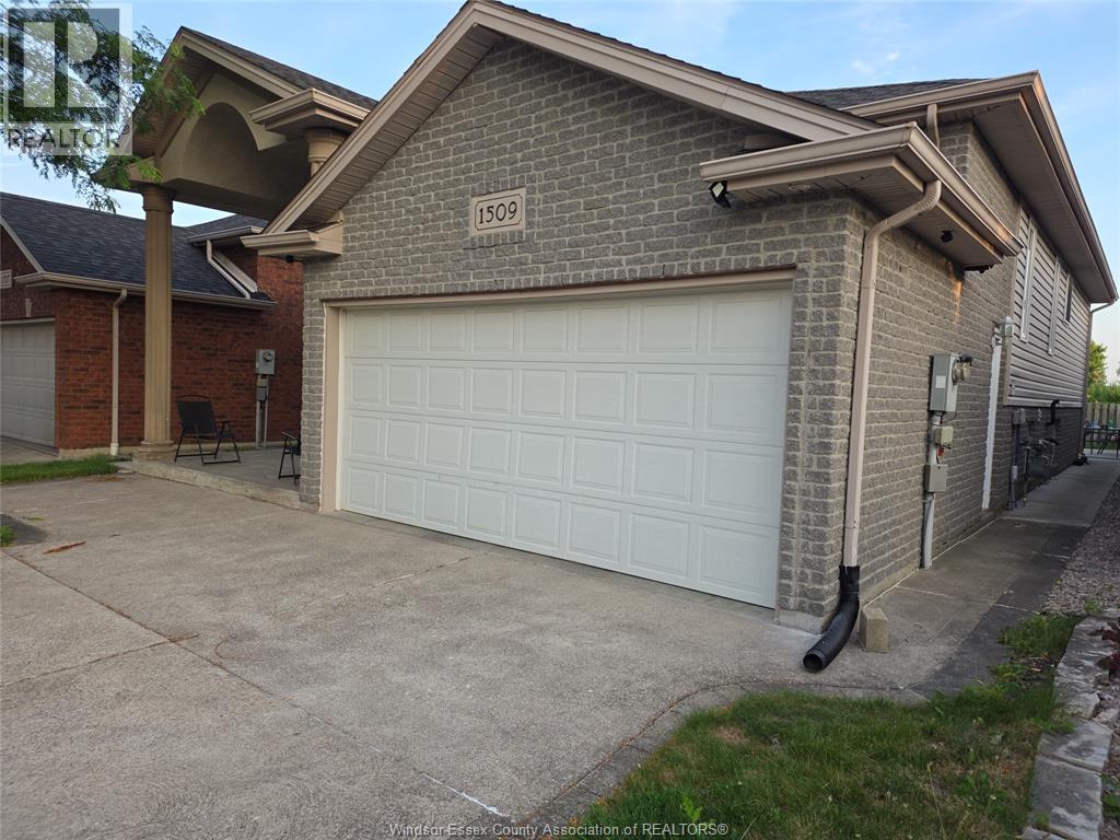 1509 Meridian Street, Windsor, Ontario  N9G 3E5 - Photo 3 - 26015884