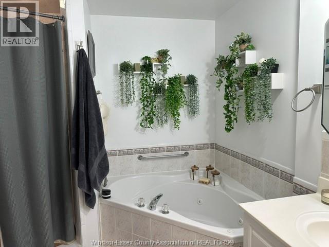 4789 Riverside Drive East Unit# 205, Windsor, Ontario  N8Y 5A2 - Photo 19 - 26015876