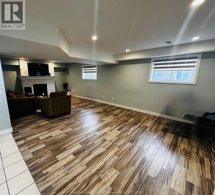 4625 Bunker Avenue Unit# Lower, Windsor, Ontario  N9G 3A8 - Photo 5 - 26015886