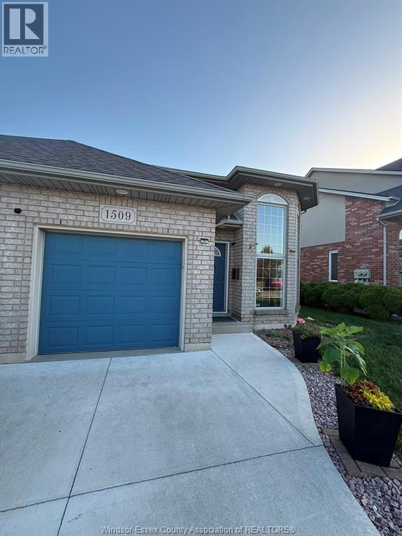 1509 Durocher, Lasalle, Ontario  N9H 2R1 - Photo 2 - 26015904