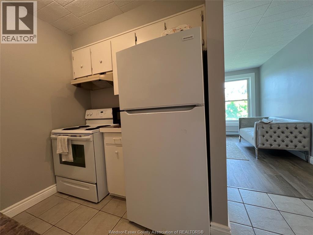 6563 Thornberry, Windsor, Ontario  N8T 3A6 - Photo 10 - 26015666